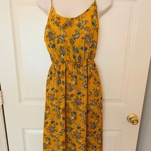 Forever 21 Yellow Floral maxi dress